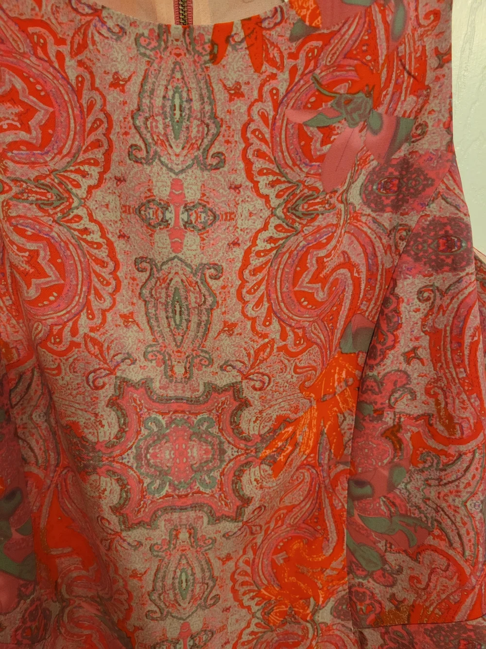 CAbi Pink & Orange Paisley Sleeveless Shell Top